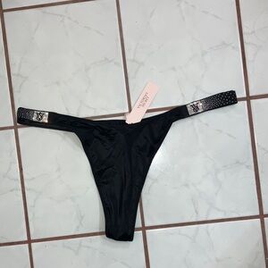 NWT-VICTORIAS SECRET Very Sexy Black Bling Strap Thong Size: Large